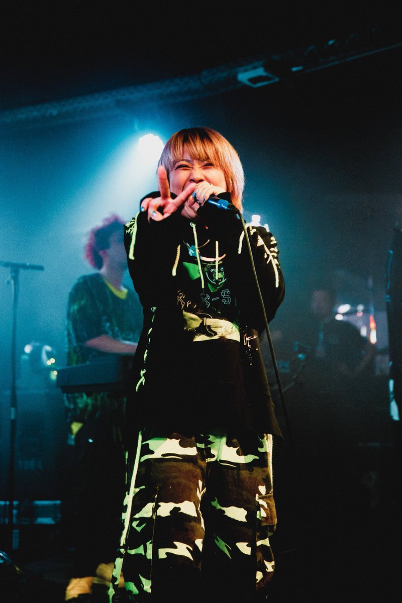 Alia バンド のボーカルはあやめ Rinaはバイオリン メンバーの年齢は カミネクス