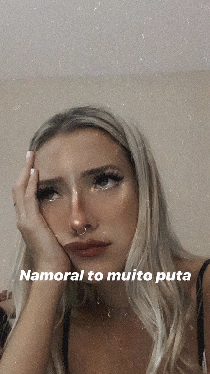 luarabertolli's tweet photo. Mais um sábado dentro desse ap https://t.co/JkHdbXGkup