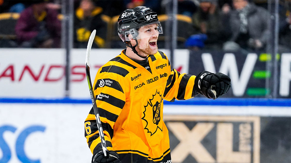 EdmontonOilers's tweet photo. The #Oilers have signed defenceman &amp; 2016 third-round pick Filip Berglund to a two-year, entry-level contract. 

The 22-year-old just completed his fourth full season in the Swedish Hockey League with @skelleftea_aik, posting five goals &amp; 15 assists. https://t.co/a6PZAjt5RC