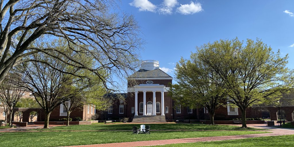 Happy National Decision Day! We're sending out a big #UDWelcome  to the new <a href="/UDelaware/">Univ. of Delaware</a> #BlueHens joining our #LernerBiz Class of 2024 💙💛