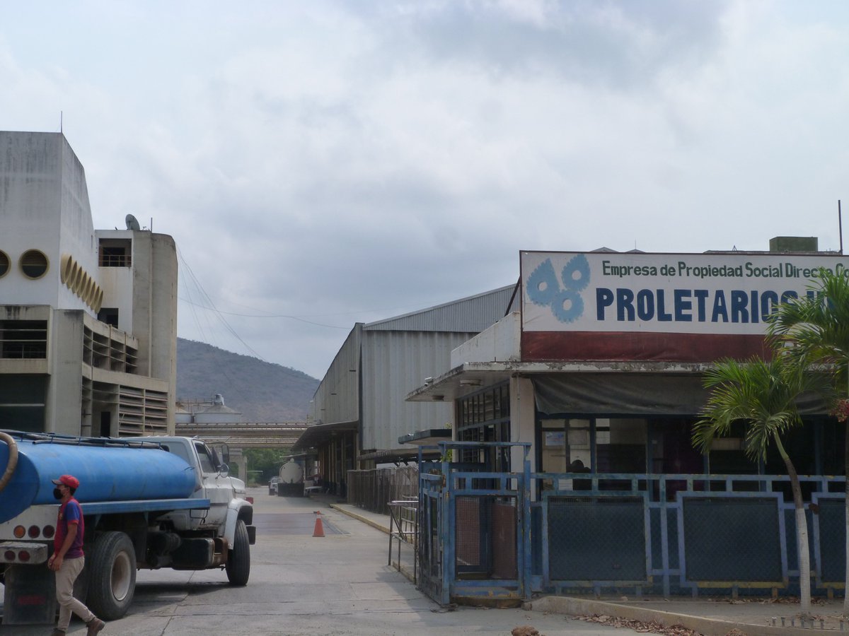#ImparableProleriosUnios  agua para zonas necesitadas del estado lara desde la empresa de propiedad social directa comunal proletarios unios