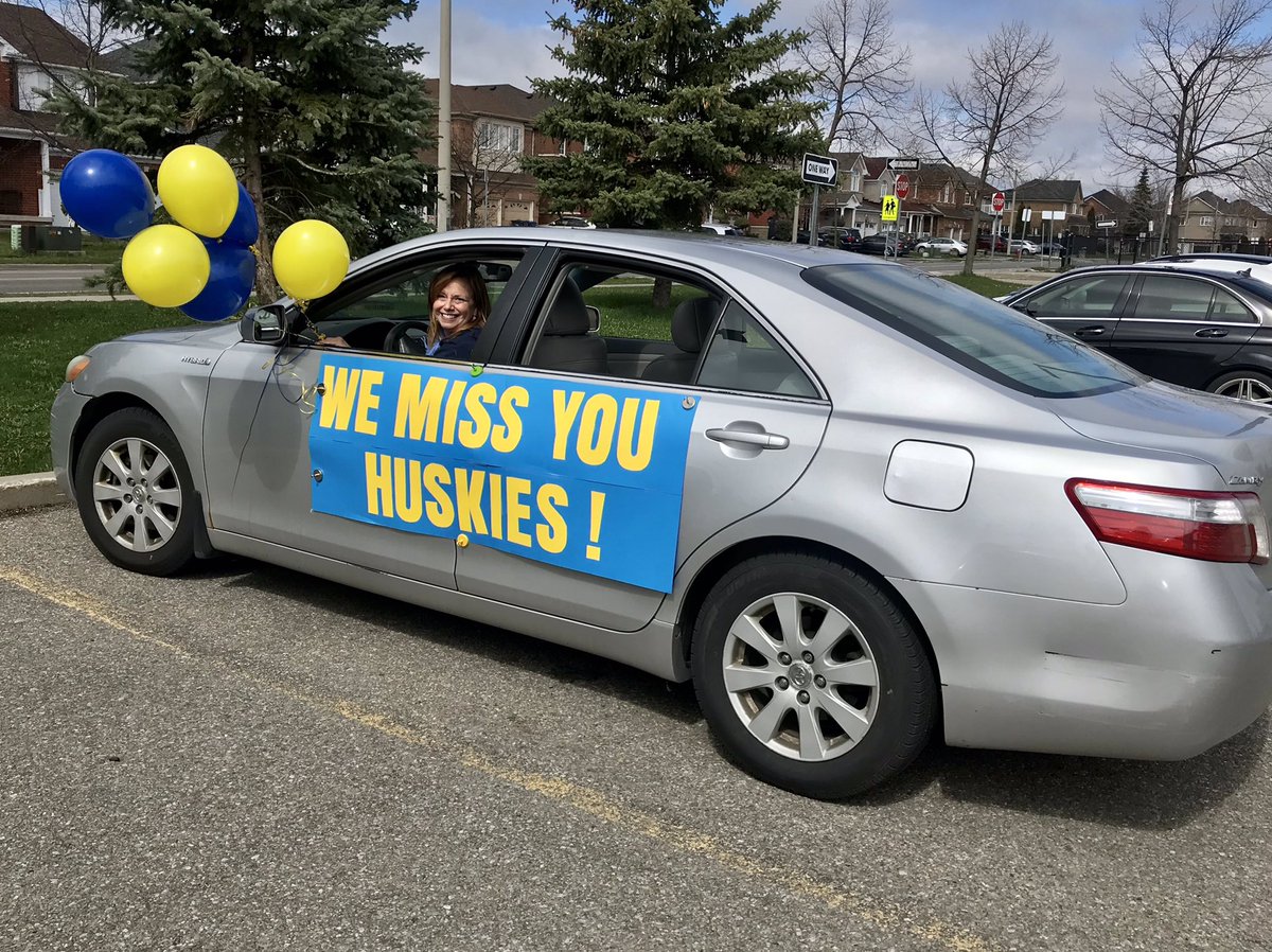 Brampton Mayor <a href="/patrickbrownont/">Patrick Brown</a> says “there have been wonderful displays of solodarity, affection” in Brampton. This morning- the teachers/staff of a local school celebrated their grads w a touching drive-by celebration. Here’s the Principal of Homestead Public School. #onpoli