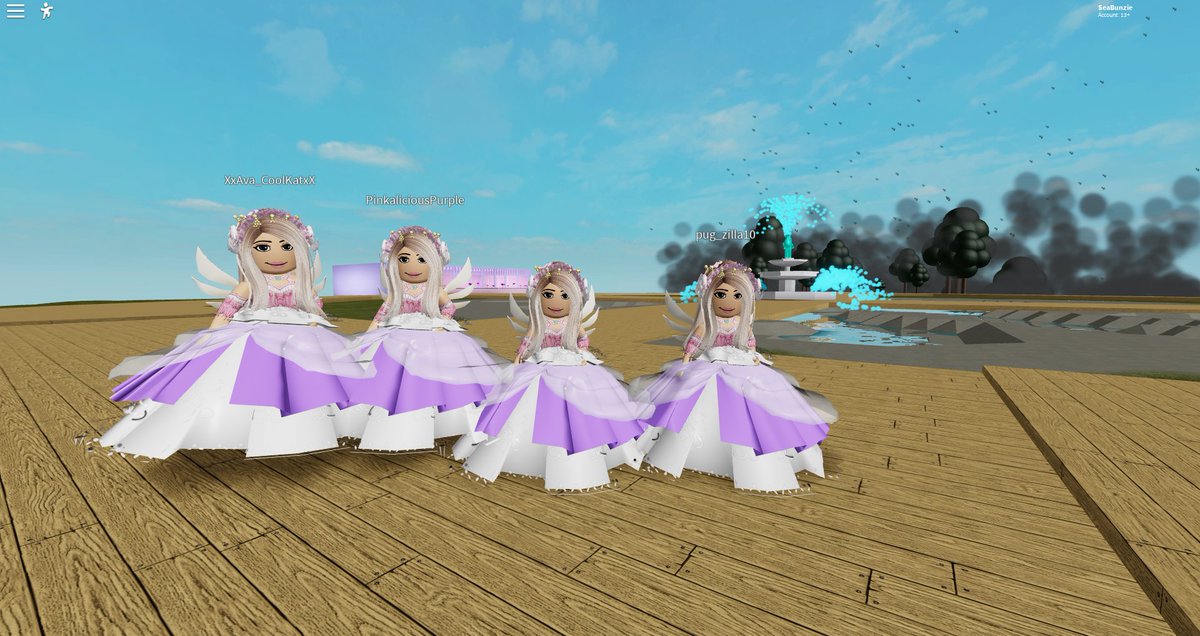 Ty For 1 4k On Twitter Royal Stroll In The Garden Royalehigh Remake Nightbarbie Pws - roblox royale high royal stroll in the garden skirt