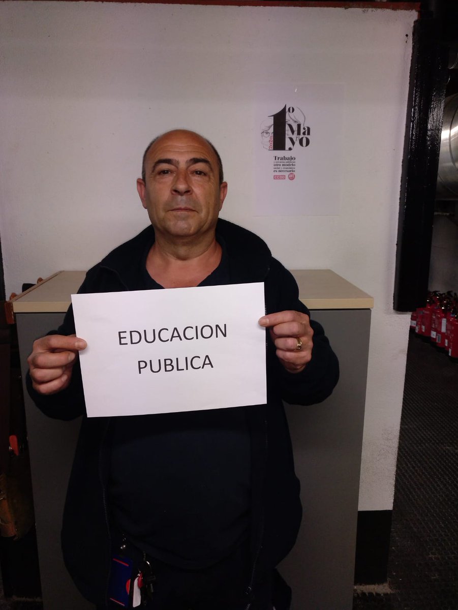 Industria_CCOO's tweet photo. @Industria_CCOO insiste en que deben implementarse medidas que aseguren que las plantillas no corren riesgos cuando se desplazan a sus lugares de trabajo. #YoSoy1deMayo #1DeMayoCCOO #OtroModeloEsNecesario https://t.co/u7kL71UbIf