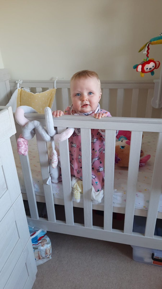 2. Bringing herself up onto her knees #RoseOfCovid19