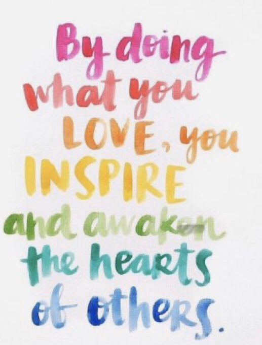 Happy National Principals’s day to our amazing leader <a href="/kellyaoconnell/">Kelly O'Connell</a>! We are so thankful for all you do for our students, teachers, and community! Your love for our school shines everyday! ❤️🌟 #inspire #grateful <a href="/MarsEstatesBCPS/">MarsEstates_BCPS</a>
