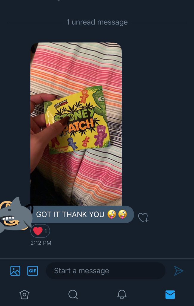 CaliKushin420's tweet photo. Need edibles 🍭🥜and 420 😙💨for quarantine huh? Dm @calikushin420 for online dispensary. All products Lab tested from best Cali dispensaries. Adult use only ⚠️⁉️Ages 21+ #stonerchick #cbd #quarantine #kush #weed #dank #420friendly #beyoncesavage #KushUpChallenge #cannabis https://t.co/W31eUWhbkD