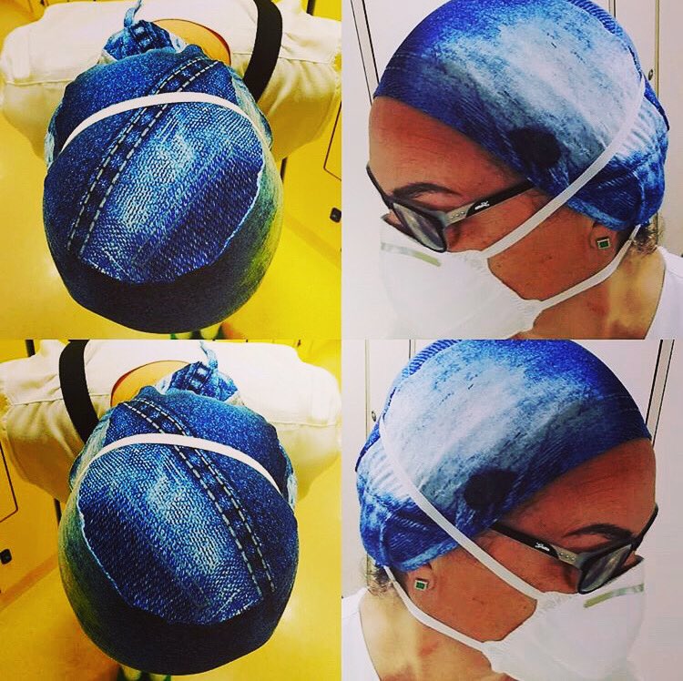 LouLouAranda's tweet photo. Otro #gorrodecirujano en primera línea  #gorrosquirurgicos #trabajandodesdecasa para una #protección con personalidad.

Para ser #sanitarios protegidos, no solo hace falta #mascarilla https://t.co/gBwRtWdbUF