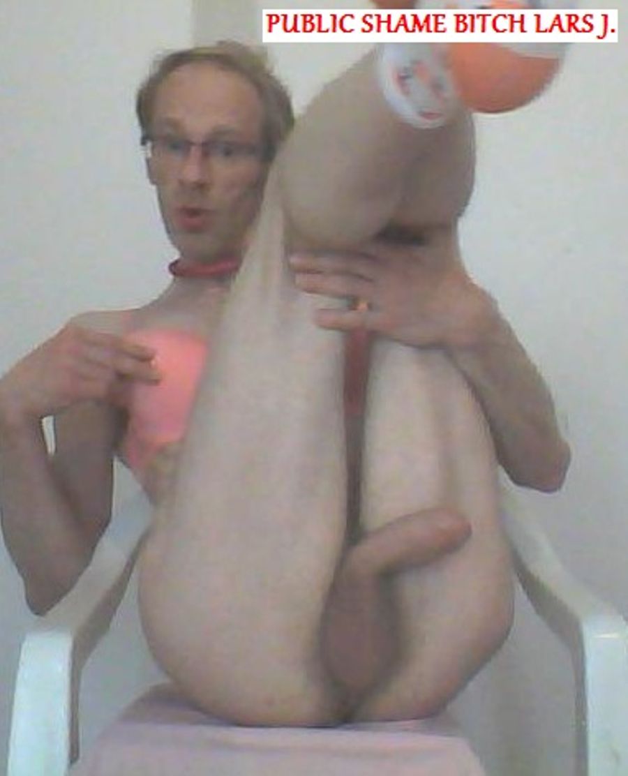 web_slut_Lars's tweet photo. oh no, i'm posing for all the people on the internet! What can I do if someone recognizes me? my name is Lars Juenger! Oh no, maybe it would be better if I didn't publish my name as well. https://t.co/fYW7cvtu4d