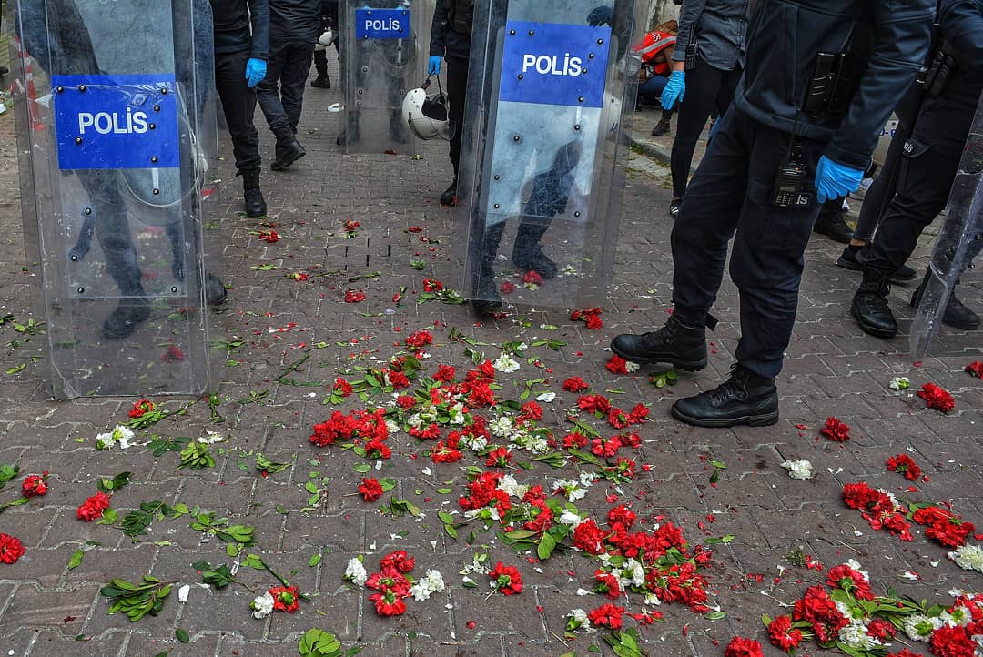 ibrahimmase's tweet photo. #1mayıs #MayDay #istanbul #disk https://t.co/aeiX5HXcgD