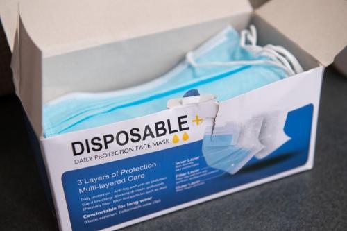 lavoixdunord's tweet image. Les soignants indignés par l’abondance de #masques annoncée par la grande distribution lavoixdunord.fr/747316/article…