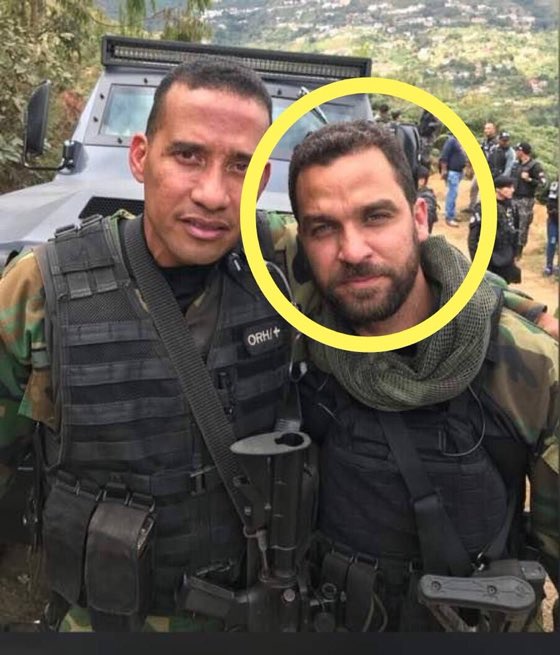 freddyzur's tweet photo. Estos son los Esbirros  Asesinos, Gramko Arteaga y Nestor Blanco Hurtado, los mismos que ejecutaron a Oscar Pérez y su grupo, con un disparo en la frente, hoy son los torturadores, de Oswaldo García Palomo y el resto de militares en los sótanos de la DGCIM, por favor RT... 🇻🇪🇻🇪🇻🇪 https://t.co/YHbC0lpobf