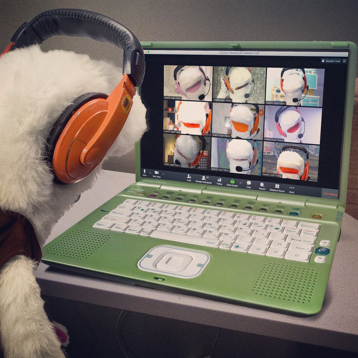 31minutos_tv's tweet image. Feliz día del trabajo a todos los trabajadores del programa.