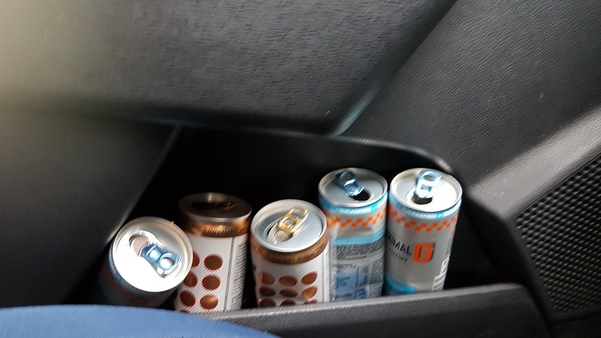 maedel1892's tweet photo. Andere haben einen #Duftbaum mein Mann hat Dosen...  und viel Frühdienst.... https://t.co/Zt1Lv6XPKC