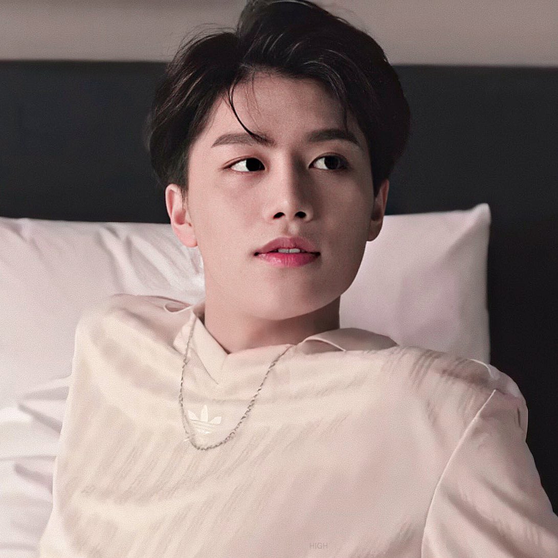2lightsparkle's tweet photo. 💋 #LuciferJI | On Vacy 1 🔞
🍼 #Johnil #จอห์นอิล #จอนอิล
🐻🌙 : https://t.co/0j2g5nrBTo https://t.co/XqJYNe3qXX