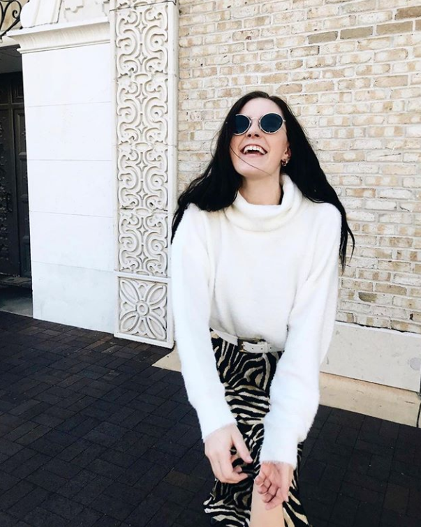 OrrStreetLoft's tweet photo. It’s our first #FutureResidentFriday! Meet Bella, a Fashion Blogger and the owner of Best Friends Boyfriend, an online clothing boutique! Bella loves anything related to art, animals and fashion. We can’t wait to have her and her rescue pup Dani with us at Orr! #LiveAtOrr https://t.co/UusGGDe98z