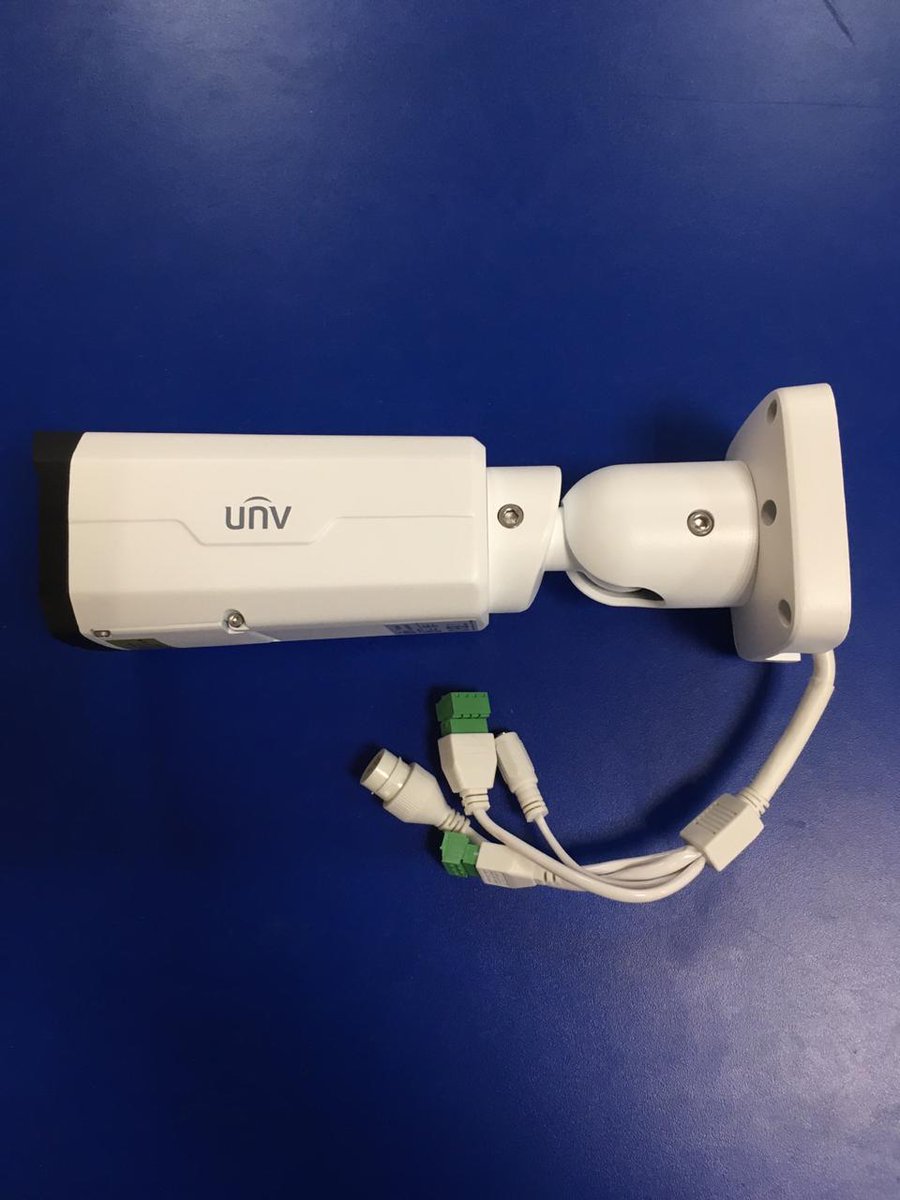 ComBoxTech's tweet photo. Тестирование IP камер UNV 2/5/8МП, PoE в качестве источников данных для объектовой видеоаналитики по лицам: детекция и классификация с построением половозрастного портрета.
#unv #poe #камеры #ipcamera #ipcam #ipcams #facedetection #facerecongnition https://t.co/T5ezR23c3X