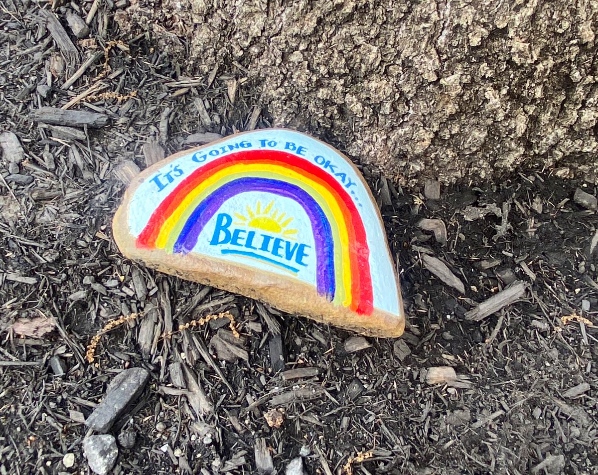 DCTexan's tweet photo. Found this on my walk today! ❤️🙏🏼☺️#KindnessAlways #community #happyrocks https://t.co/inRql4pQUa