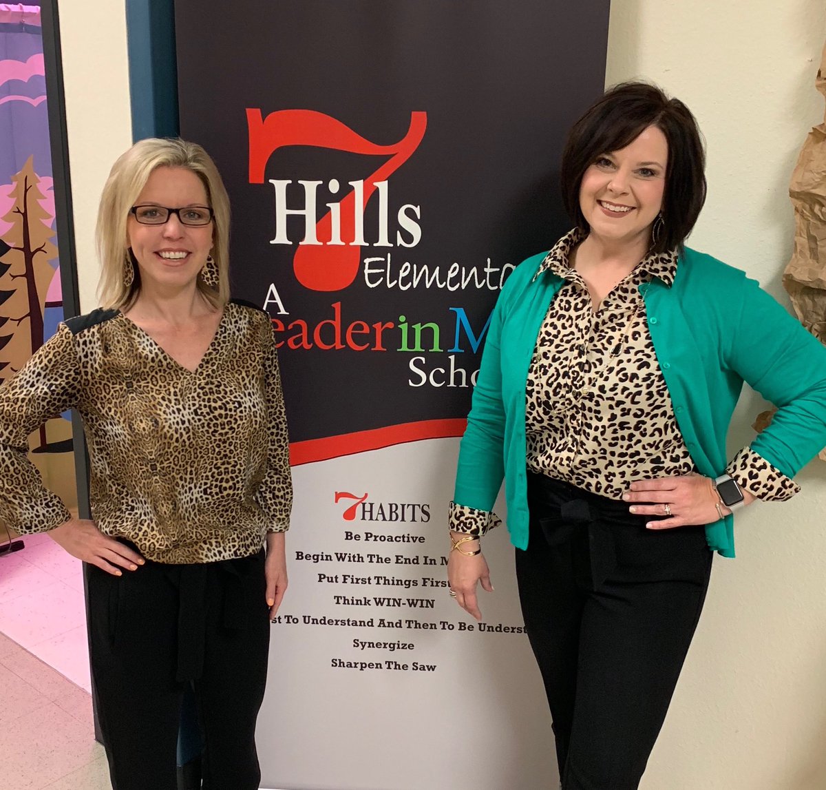 Happy National Principal’s Day!! ⁦<a href="/7HillsBlackburn/">Kim Blackburn</a> She is a true leader who supports our community! She’s hard-working, determined, and a visionary. Thank you Kim for always pushing us to be our best!! Your AMAZING!!!❤️❤️