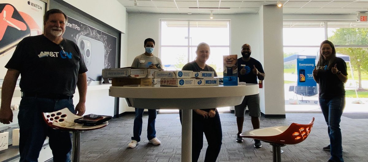 Shout out to our hunting buddies in OoooKkkkkk! <a href="/clauren12/">Cami Henning</a> providing us with a pizza party to get this awesome weekend started. Thank you so very much for this kind gesture @weKANH4N1 <a href="/WesleyKyleNeal/">Wesley Kyle Neal 🌵</a> <a href="/KAMOkonnects/">𝐾𝐴𝑀𝑂</a>