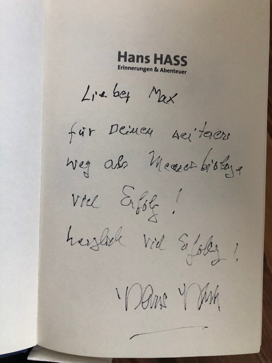 maximilian_wa's tweet photo. Thanks for the nomination @fritzafrancisco! There are not many  famous Austrian marine biologists out there, but this book was highly influential for my personal career choice: Hans Hass - Erinnerungen und Abenteuer... &amp; I even got a personal dedication! #marine #book #challenge https://t.co/wiM8hDUtjd