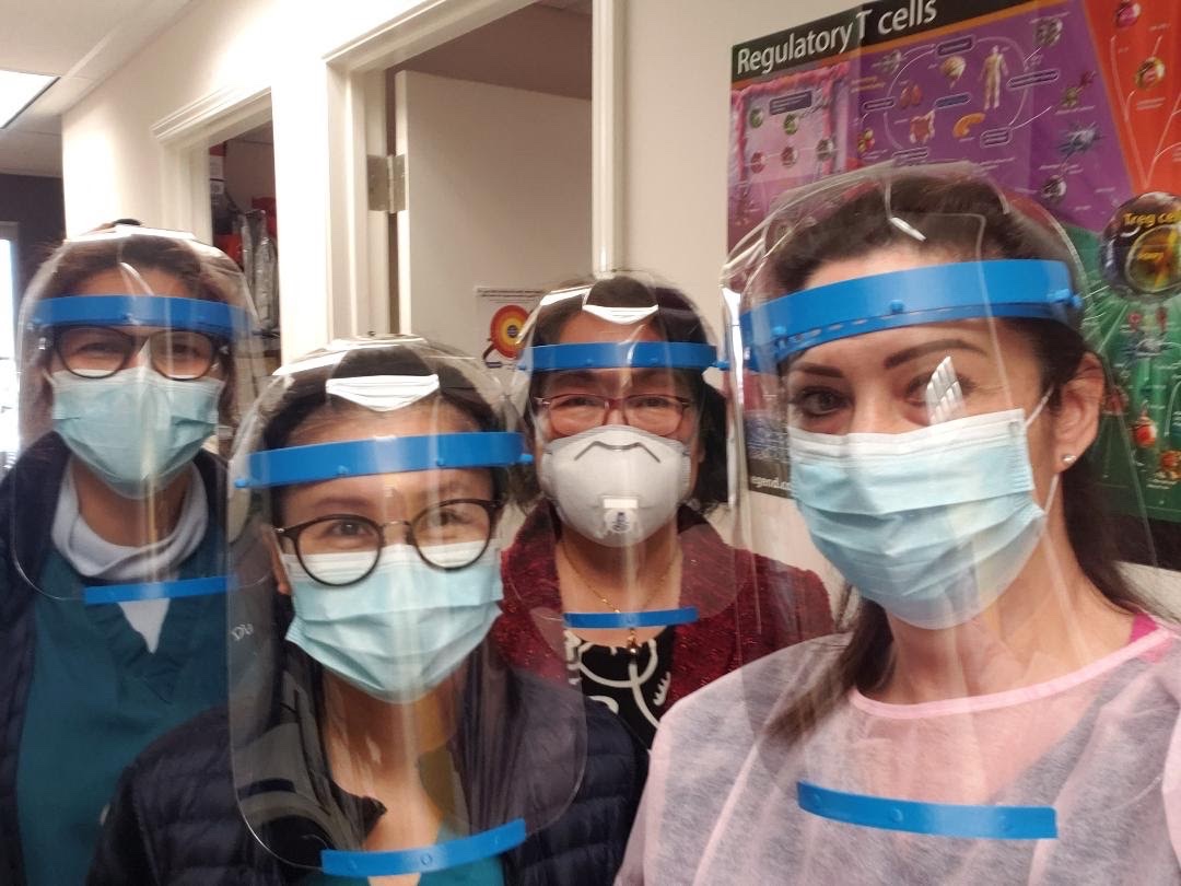 maker_nexus's tweet photo. Hey, @CDAdentists Do your members need face shields? They can be ordered here, free of charge https://t.co/E4dHamgmAY #dentistsofcalifornia #covidshieldnexus https://t.co/Au9Cg5T0P4