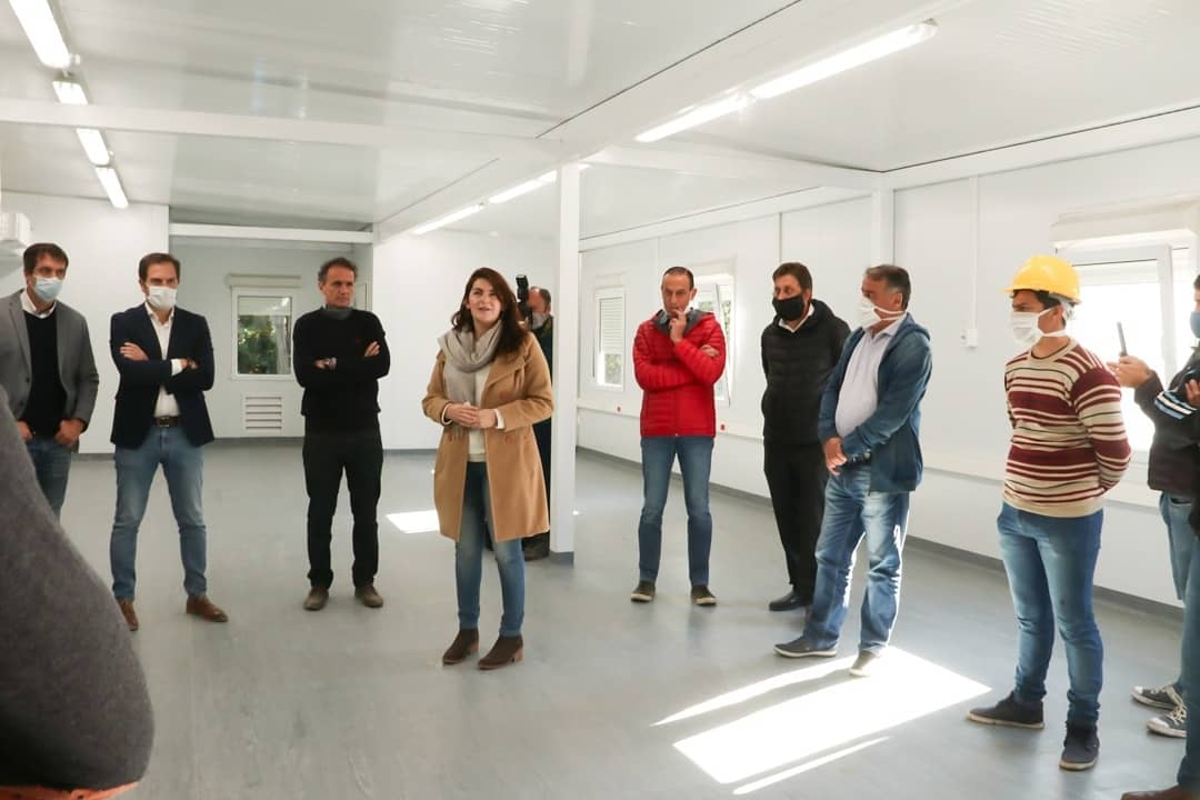MorenoMunicip's tweet photo. Terminada la obra civil del hospital nuevo lo único que resta es equiparlo.

En pocos días, las vecinas y vecinos de Moreno podrán contar con un Centro de Salud completamente nuevo a su servicio. https://t.co/Uwq6WuNppJ