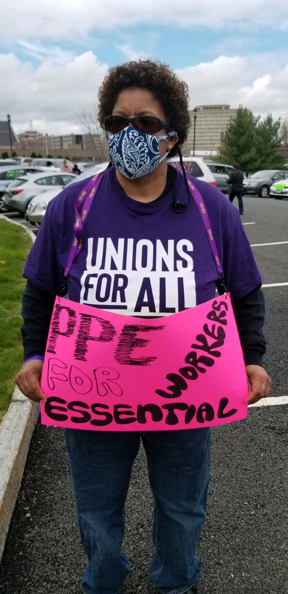 32BJSEIU's tweet image. Working people like Stephanie and Mary will help rebuild our economy and are leading the movement forward to a more fair and just world! 📢

#MayDay2020 #1u