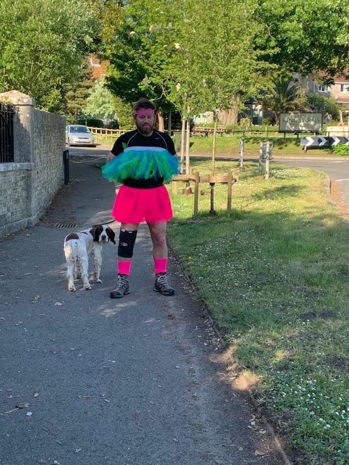 Daily update on Steve’s dog walk for those that like to see it He’s gone disco today   #ledge