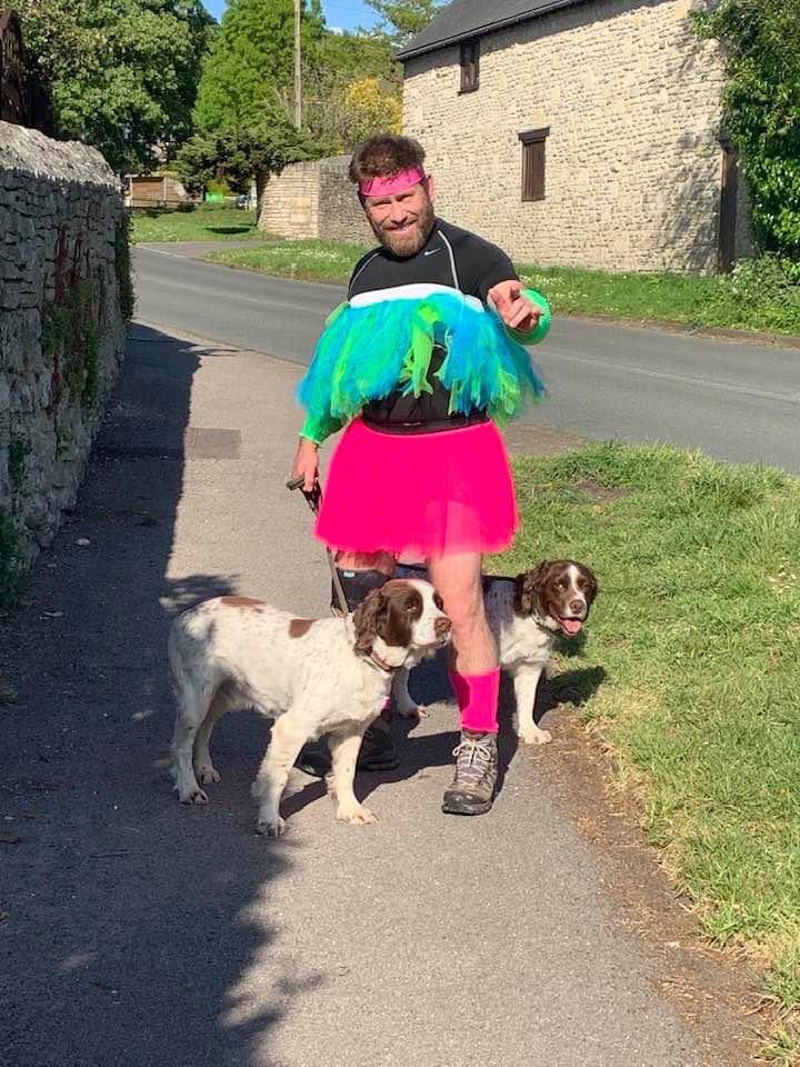 Daily update on Steve’s dog walk for those that like to see it He’s gone disco today   #ledge