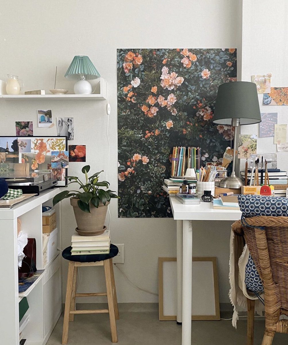 thecaptureth's tweet photo. ห้องมีชีวิตถ้าเราใส่ใจ❤️ 

#homecafe #StayAtHome #จัดห้อง #ห้องนอน #HomeDecor 

Credit : IG: ju_seonyu https://t.co/6zZ2E0T7HG