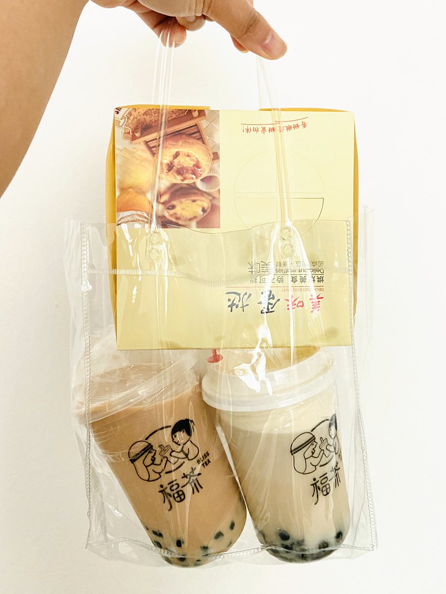 hoypinayako's tweet photo. Milk tea and egg tarts. π€€ #roadtofatness https://t.co/7JwB19B60G