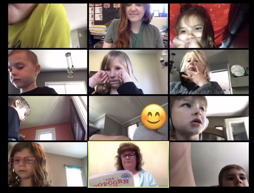 MissReynoldsAC's tweet photo. Thanks to Mrs. Niermeyer for being our special guest and reading one of her family's favorite books...The Popcorn Book by Tomie dePaola. We loved all the fun songs and sounds in the story! https://t.co/R0exPTmct5