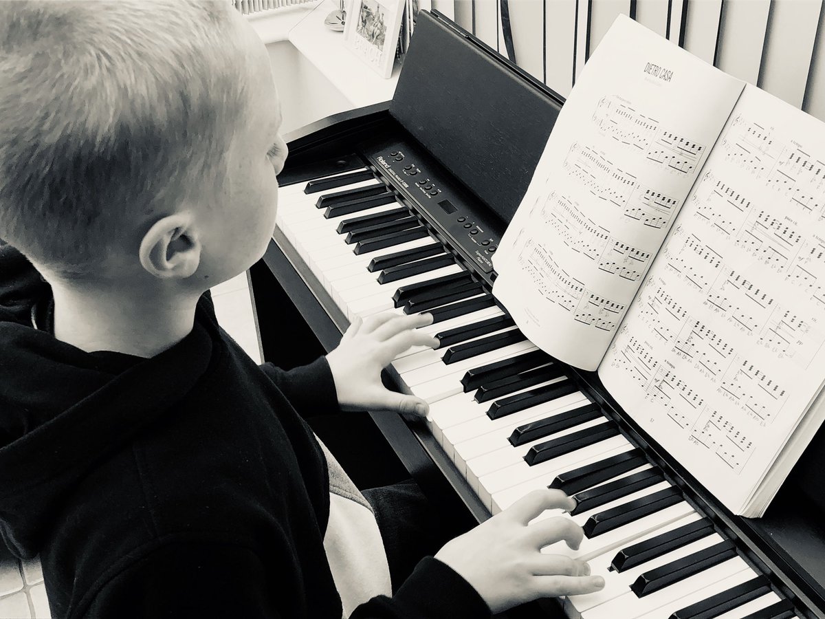Trying to learn some new tunes during lockdown. Currently working on Dietro Casa by <a href="/LudovicoEinaud/">Ludovico Einaudi</a> and Live and Let Die by <a href="/PaulMcCartney/">Paul McCartney</a> and Wings. Hopefully post some soon 👍