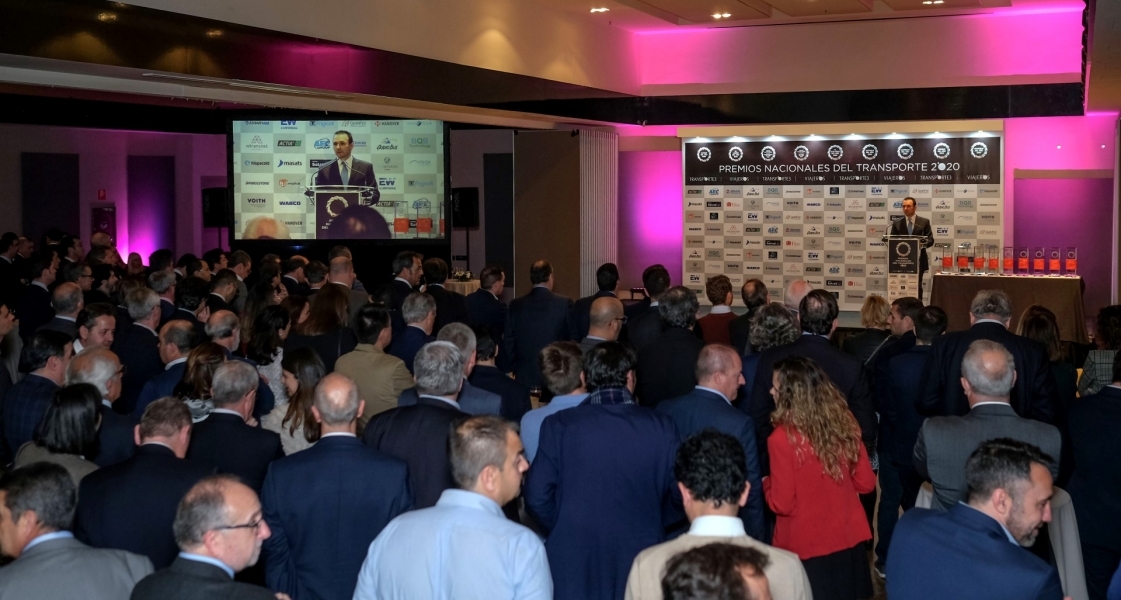 Transporte3's tweet photo. Ganadores de los #PremiosNacionalesDelTransporte 2020.

¡#100Días de reinado! 

🤗 Gracias a @AllisonTrans | @Bridgestone_H | @DieselTechnic | #EUROWAG | #FRIGICOLL | @Gesinflot | #SOLRED | #UTA | @VatServices | @Veox_es | #Wabco | @wtransnet 

🏆🏆🏆🏆🏆 HILO 👇 https://t.co/I8KvcXfbJ7