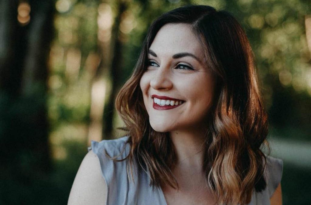 FairmontPacific's tweet photo. Our next Lobby Lounge Virtual Live Music Session on Wednesday, May 6 will feature Antoinette Libelt. Learn more about this indie pop diamond in the rough. https://t.co/qQcBqNey1b https://t.co/bZiZb2VoC3
