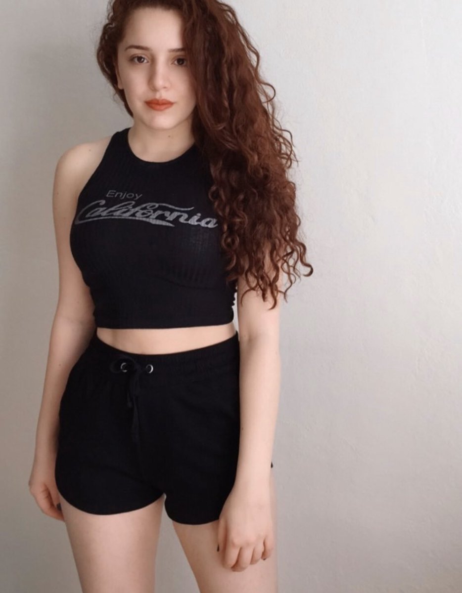 19 yaşındayım ve elime erkek eli değmedi.