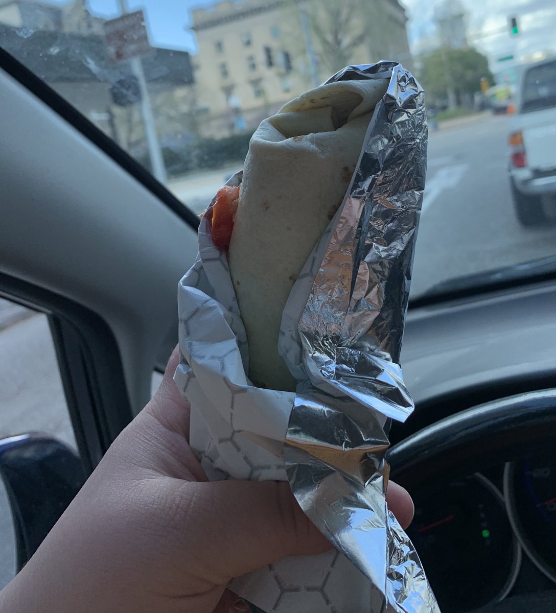 LulusonN's tweet photo. Need dinner on the go? Check out our #TakeOutTuesday https://t.co/nKA1EZ4hXx