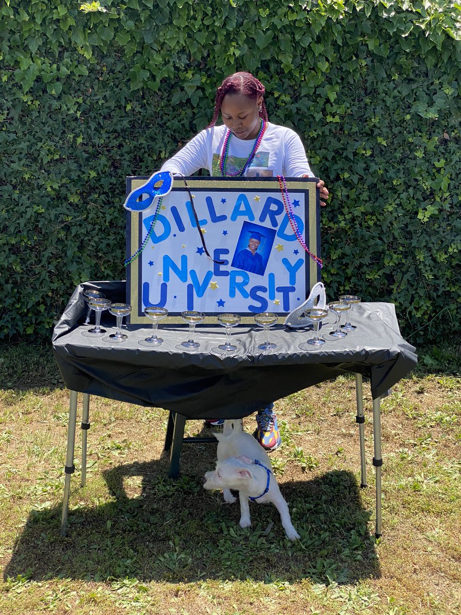 ICEE2coo's tweet photo. I made my announcement today💙🤍💙🤍💙 #bleudevil https://t.co/8TrH9SGE5k