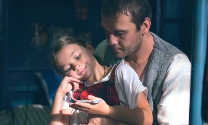 “الأب حياة ، والأم نَفَس❤”