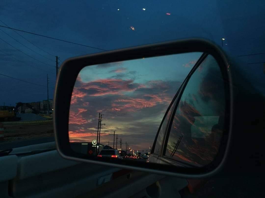 Quotess_ii's tweet photo. " أتمني أن نجد نهاية نستحقها بعد كل ما مررنا به."
"I hope to find an end that we deserve after all that we have experienced." https://t.co/vr0La6Gghs