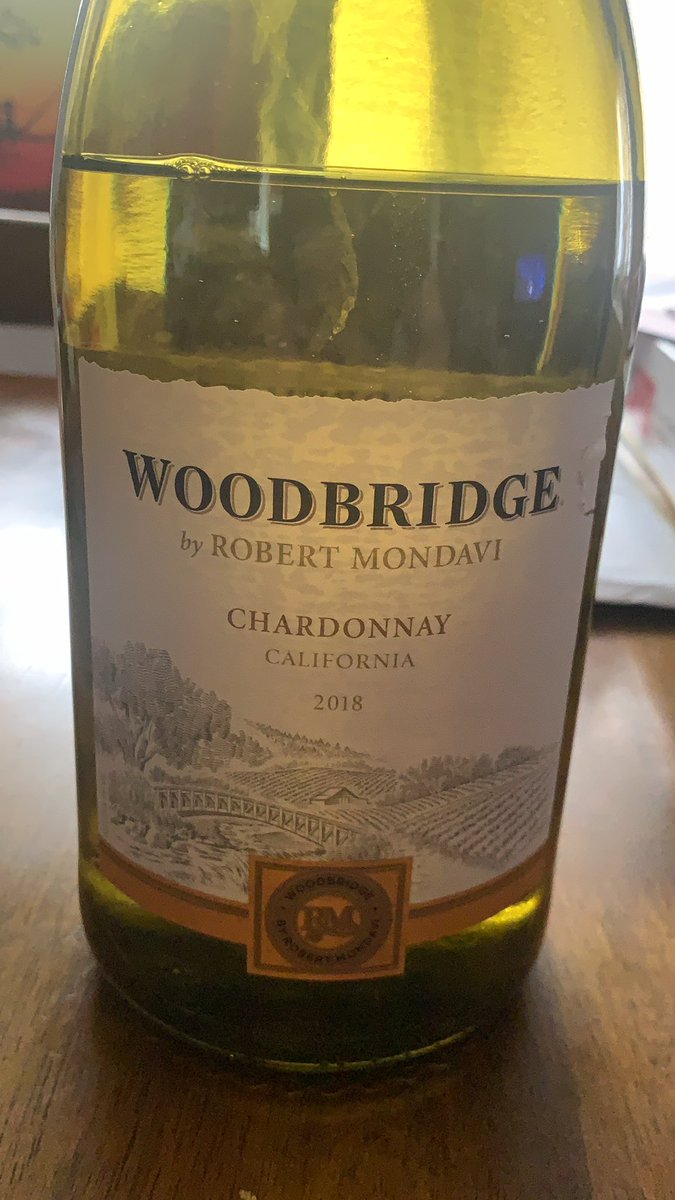 Grod224's tweet photo. Freaked out, I literally just bought this bottle and it’s showing up as sponsorship on insta and fb 🤨😑 https://t.co/2kTQZ8Lksi