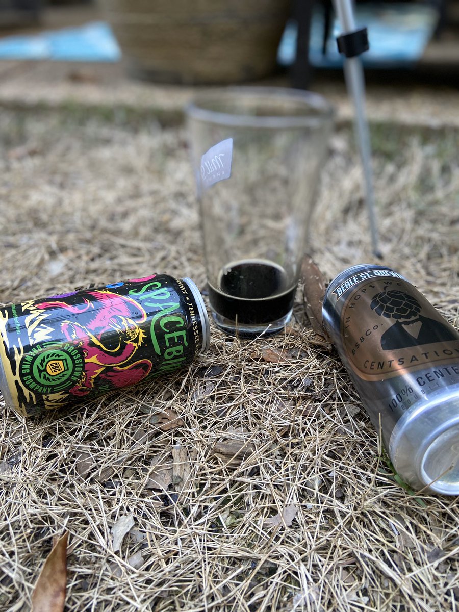 the_thurmanator's tweet photo. Virtual happy hour checklist... tripod, pint glass, hammock, @zoom_us
@BeerCrosstown @BealeStBrewing
#CraftMemphis #spacebird #centennial #FridayVibes #YeahMane https://t.co/wvssxaUjJY