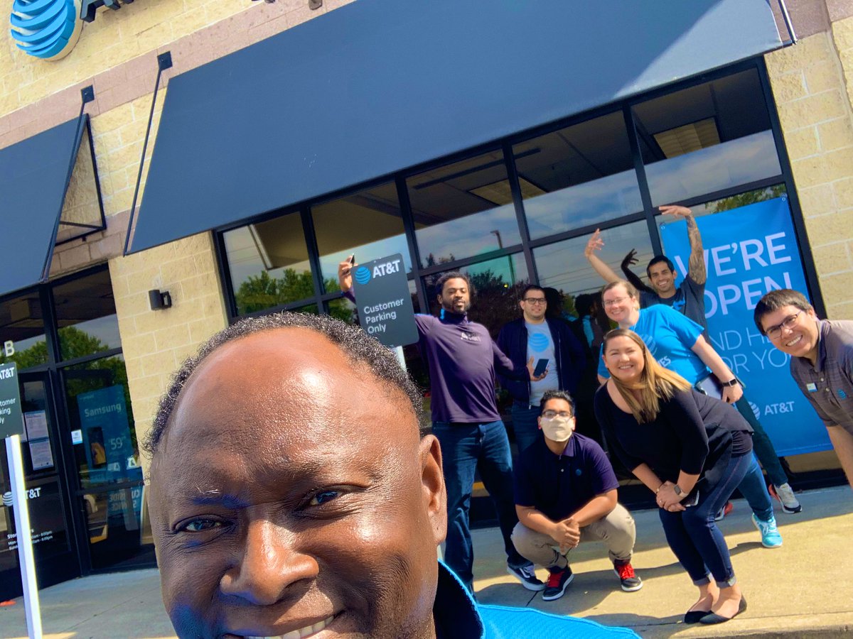 ✌🏾 (@townesrva) on Twitter photo 🔥🔥🔥 Always a blast when your leader comes through the Spot For a surprise visit! Thank you <a href="/DaleB1/">Dale S. Brown</a> as always for everything you do DawgPound #ThatAttWay #DawgPound <a href="/Bh7316/">Brittany Harrison</a> <a href="/404girl/">Betsy Francis</a> @cashmakingMidlo <a href="/JamieMayton/">Jamie Mayton</a> <a href="/Kleeeeeees1/">Kleeeeeees</a> <a href="/sandyperez27/">Sandy Perez</a> <a href="/jr004h/">Jose Enrique Reynoso</a> @BraulioDLRA #MoneyMakingMidlo 🔥🔥🔥 Always a blast when your leader comes through the Spot For a surprise visit! Thank you <a href="/DaleB1/">Dale S. Brown</a> as always for everything you do DawgPound #ThatAttWay #DawgPound <a href="/Bh7316/">Brittany Harrison</a> <a href="/404girl/">Betsy Francis</a> @cashmakingMidlo <a href="/JamieMayton/">Jamie Mayton</a> <a href="/Kleeeeeees1/">Kleeeeeees</a> <a href="/sandyperez27/">Sandy Perez</a> <a href="/jr004h/">Jose Enrique Reynoso</a> @BraulioDLRA #MoneyMakingMidlo