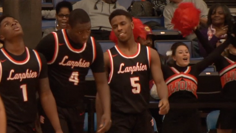 Live Rewind: Xavier Bishop Watches His Fifty Point Performance At City And Talks About The Game: channel1450.com/2020/05/01/liv…