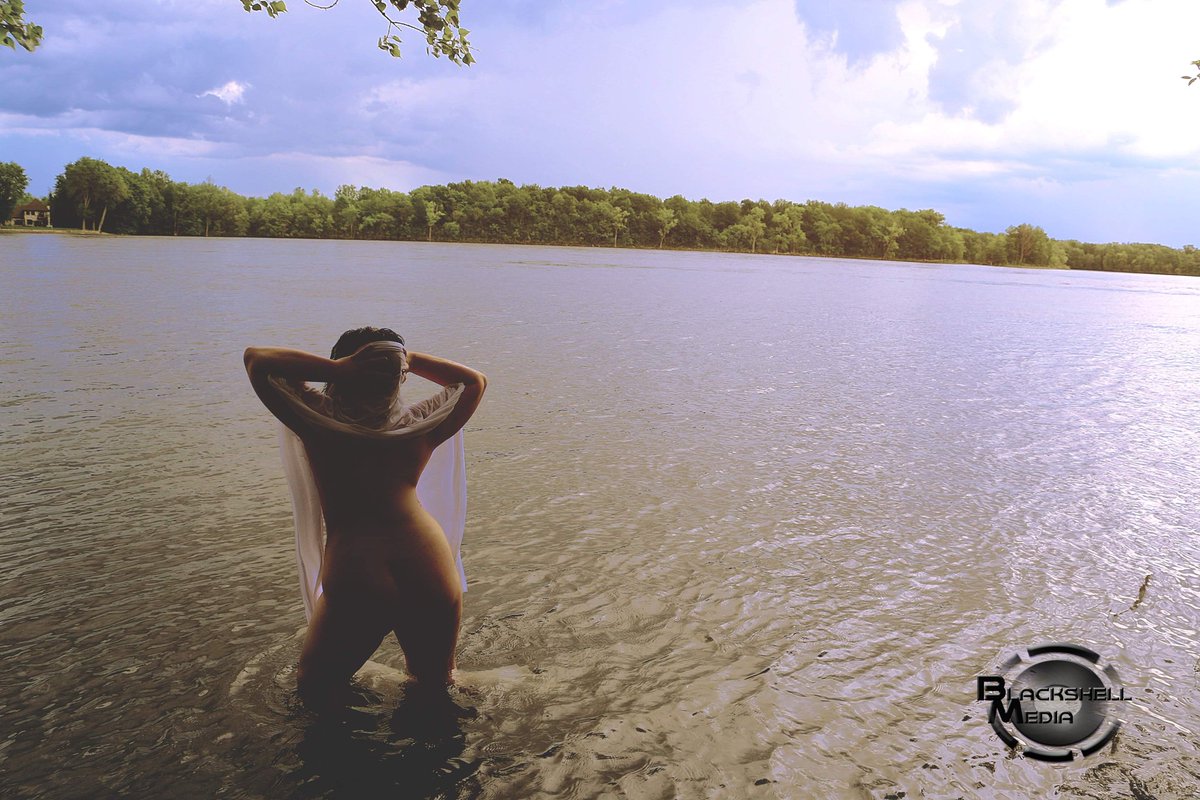 Blackshell00's tweet photo. Don't forget to subscribe to my  account and follow me on Twitter @Blackshell00 follow me on Instagram  @blackshellmédia and follow me on Facebook "Blackshell Vidphoto https://t.co/81ekCm3dpe