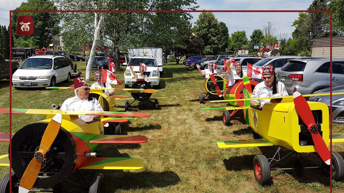 #TunisShriners Air Force unit is by far the funnest unit to be part of. How can you not want to be part of this squadron of Yellow Hornets 😎🐝🐝🐝

#ShrinersInternational #Ottawa #ShrineParade #OttawaFreemasons