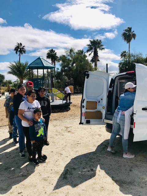 Borrego_usd's tweet photo. Today is #SchoolLunchHeroDay! We are so thankful for everyone who make the impossible possible! As of April 24, 6,260 individual breakfasts, lunches & snacks have been distributed! #borrego #borregosprings #bsusd #borregounified #freeschoollunches #freemeals #covid #alonetogether https://t.co/YsA8TcFV28