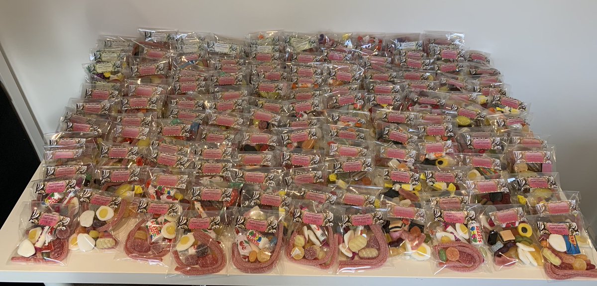 SweetsTrees's tweet image. Sweet Creations donation of 150 bags of sweets to the NHS staff at UCH Hospital.