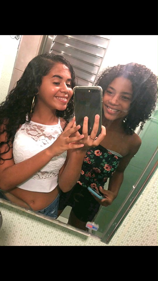 nnhSlv1's tweet photo. Hj Eh Diaah Da MhMooh❤👭
Parabéns Vidaah Q Deus Teeh Deeh Muitos Anos De Vida Só Tenho Q Agradecer Aah Deus Por Euuh Te Conhecido Vc Uma Das Pessoa Mais Chata,Louca,Marrenta Dah Minha Vidaah Teeh Amuuh D+❤👭
#SaraFaz14zada❤
@sarinhadoatr ❤👭 https://t.co/3wawDOj948